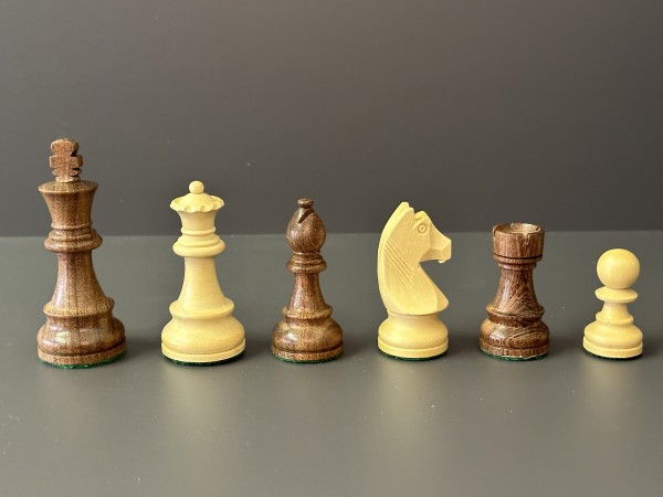 Schachfiguren in Sheesham/Buchsbaum, KH 95mm, gebleit