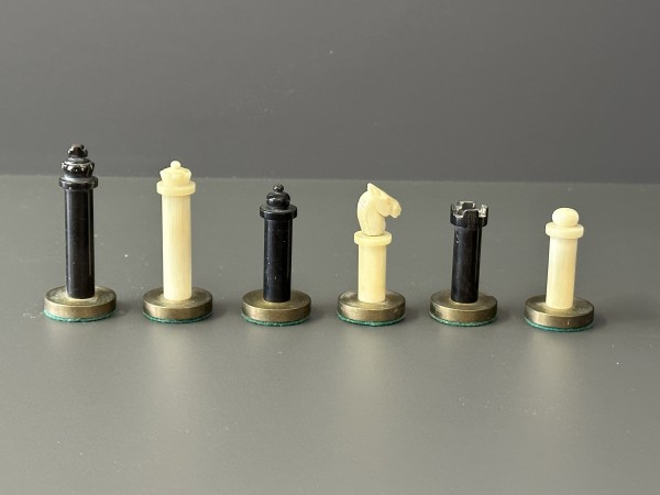 Schachfiguren Horn mit Messing - Unikat