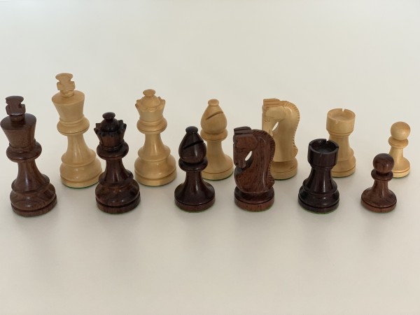 Schachfiguren in Palisander/Buchsbaum, KH 85mm, gebleit